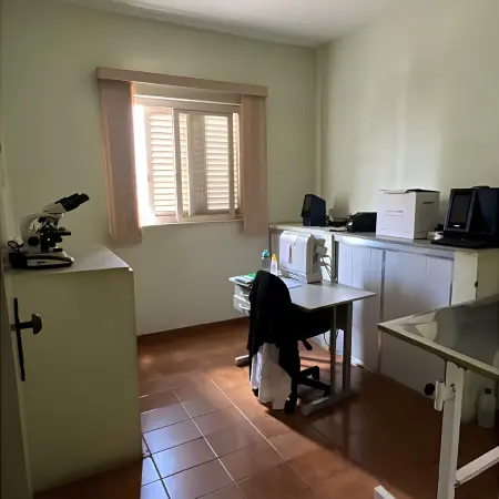 Consultório onde é feito a realização de consultas e exames